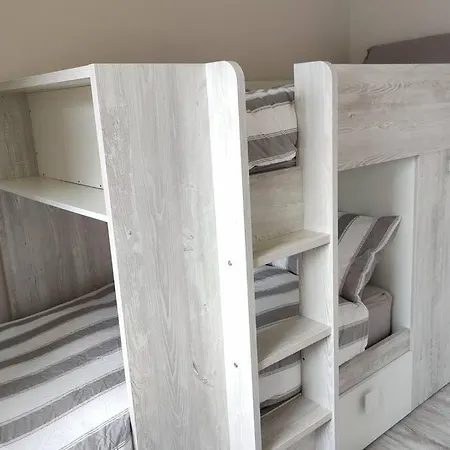 Crow's Nest - 2 - Self Catering *