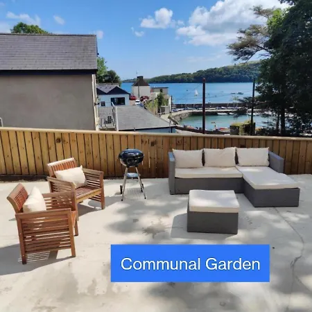 Crow's Nest - 2 - Self Catering