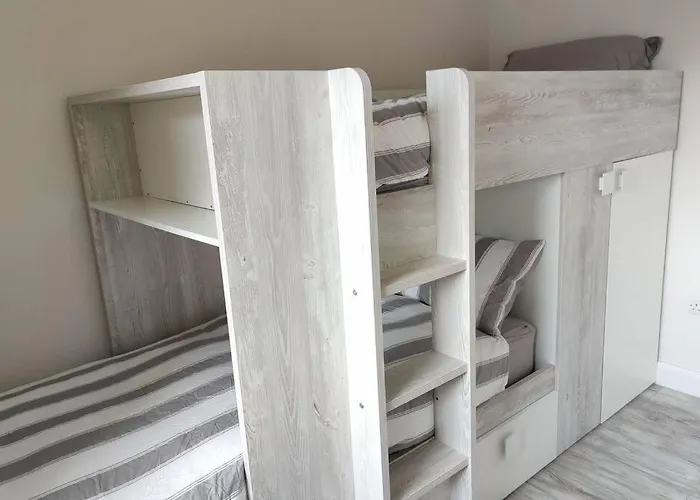 Crow's Nest - 2 - Self Catering *