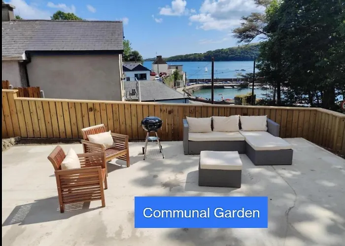 Crow's Nest - 2 - Self Catering